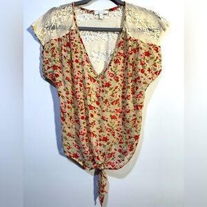 dELiA*s Floral Blouse‎ with Tie Front and V-Neckline